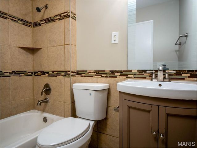 4347 Varano Drive, Florissant, MO 63033