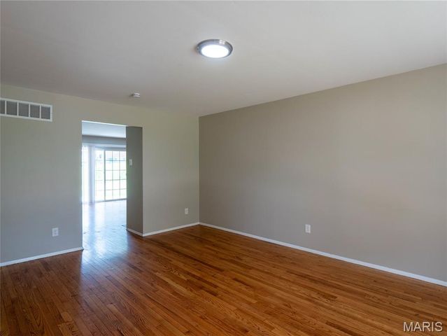 4347 Varano Drive, Florissant, MO 63033