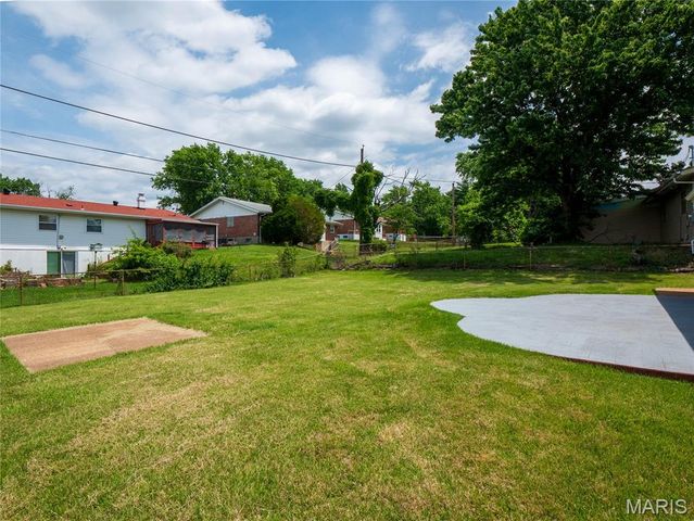 4347 Varano Drive, Florissant, MO 63033