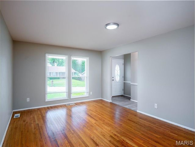 4347 Varano Drive, Florissant, MO 63033