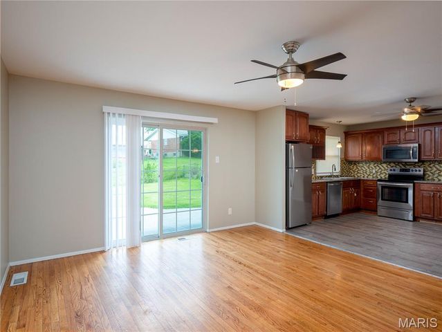 4347 Varano Drive, Florissant, MO 63033