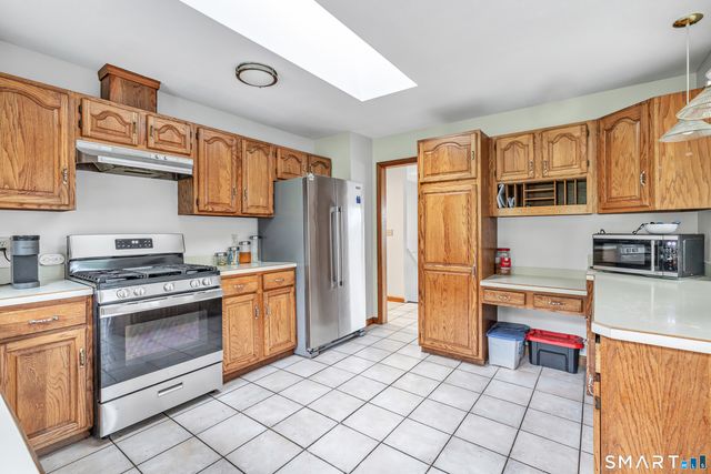9 Benz Street, Ansonia, CT 06401