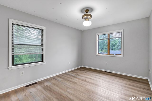 9 Benz Street, Ansonia, CT 06401