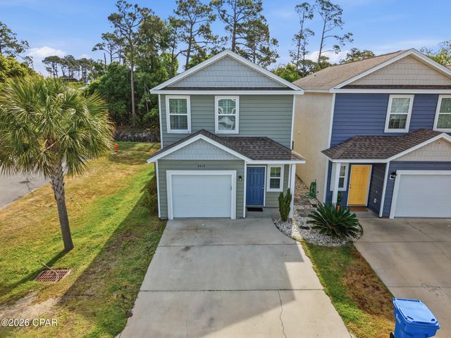 2415 Causeway Manor Court, Panama City, FL 32408