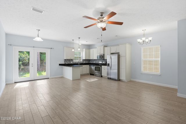 2415 Causeway Manor Court, Panama City, FL 32408