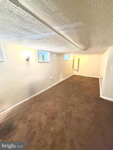 5314 DIX ST NE, Washington, DC 20019