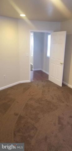 5314 DIX ST NE, Washington, DC 20019