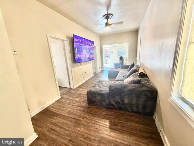 5314 DIX ST NE, Washington, DC 20019