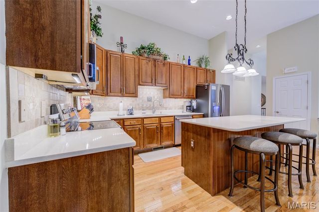 64 Hickory Meadows Court, O'fallon, MO 63366