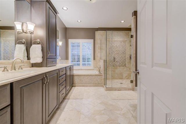 64 Hickory Meadows Court, O'fallon, MO 63366