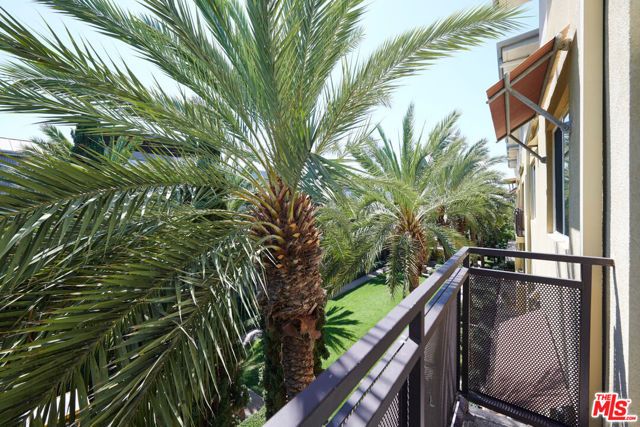 13200 Pacific 316, Los Angeles, CA 90094