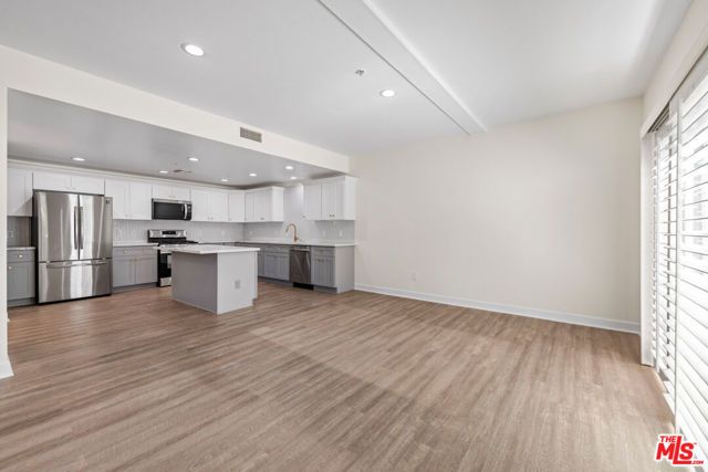 13200 Pacific 316, Los Angeles, CA 90094