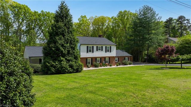 1074 N Rockridge Road, Asheboro, NC 27205