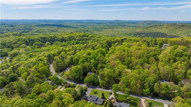 1074 N Rockridge Road, Asheboro, NC 27205