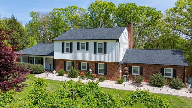 1074 N Rockridge Road, Asheboro, NC 27205