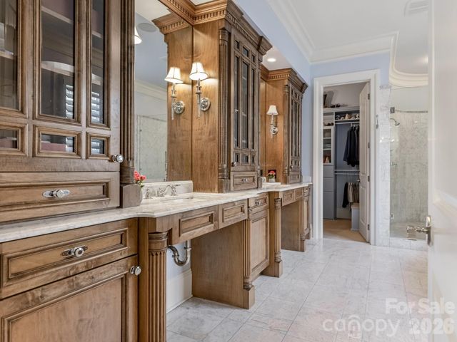 9146 Heydon Hall Circle, Charlotte, NC 28210