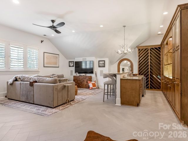 9146 Heydon Hall Circle, Charlotte, NC 28210