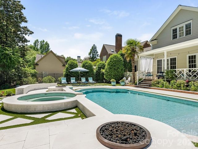 9146 Heydon Hall Circle, Charlotte, NC 28210