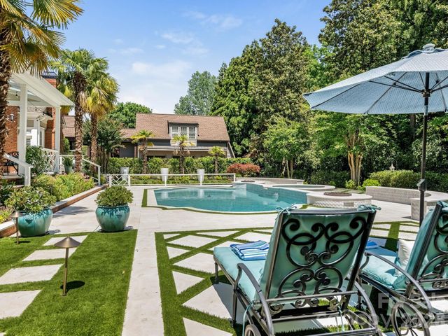 9146 Heydon Hall Circle, Charlotte, NC 28210