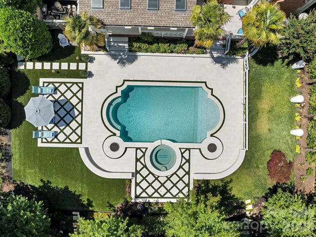 9146 Heydon Hall Circle, Charlotte, NC 28210