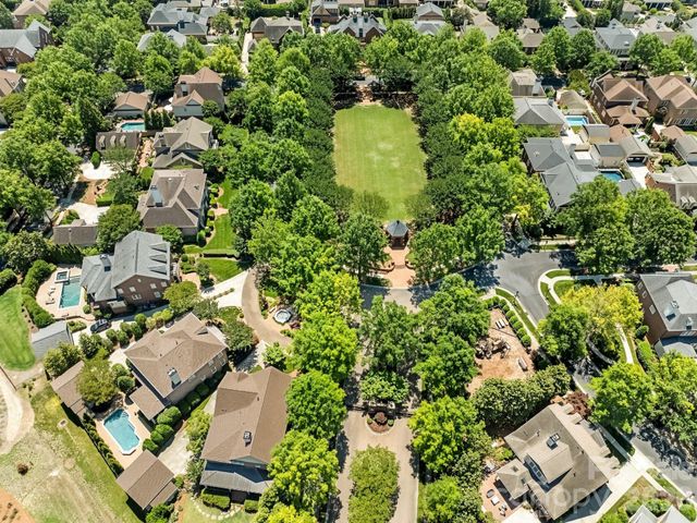 9146 Heydon Hall Circle, Charlotte, NC 28210