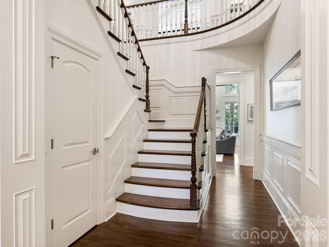 9146 Heydon Hall Circle, Charlotte, NC 28210