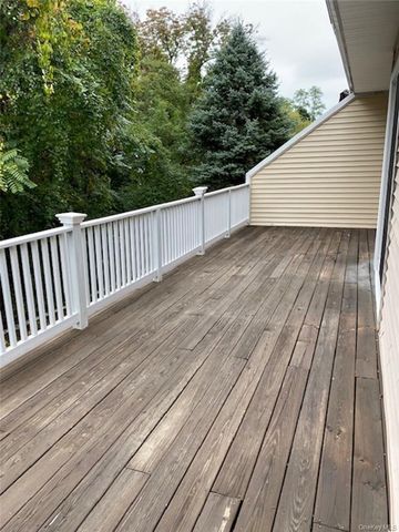 51 Winding Ridge Road, White Plains, NY 10603