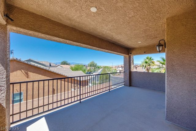 897 Via Del Tramonto Street, Henderson, NV 89011