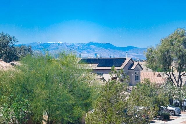 897 Via Del Tramonto Street, Henderson, NV 89011