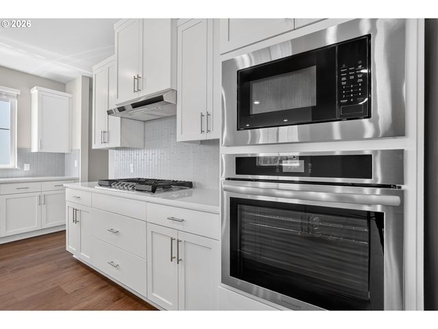 16810 Sw LORIKEET Ln, Beaverton, OR 97007