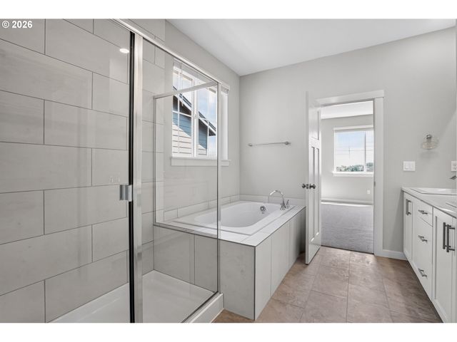16810 Sw LORIKEET Ln, Beaverton, OR 97007