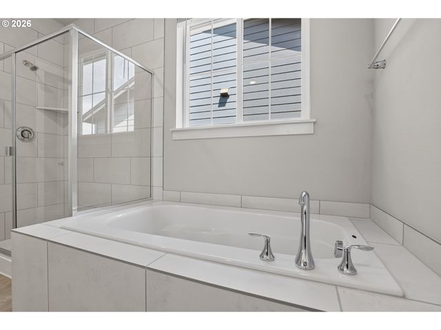 16810 Sw LORIKEET Ln, Beaverton, OR 97007