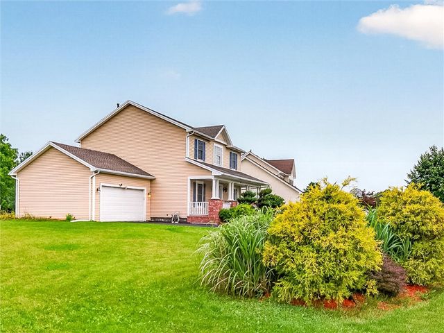 44 Cape Henry Trail, Henrietta, NY 14586