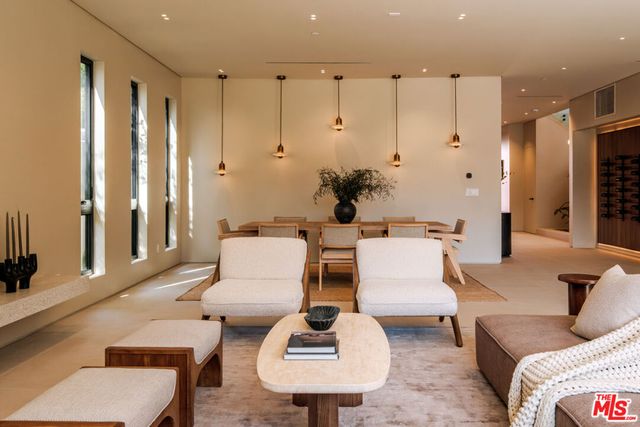 3951 Marcasel Avenue, Los Angeles, CA 90066