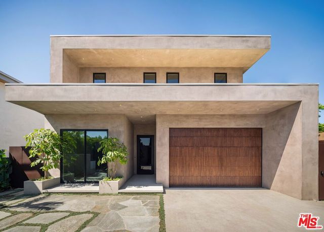 3951 Marcasel Avenue, Los Angeles, CA 90066