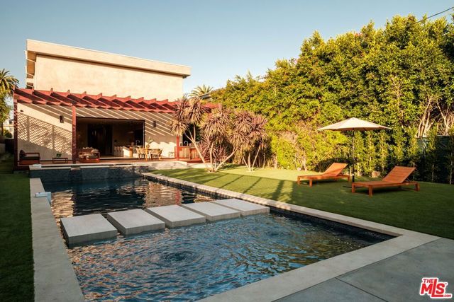 3951 Marcasel Avenue, Los Angeles, CA 90066