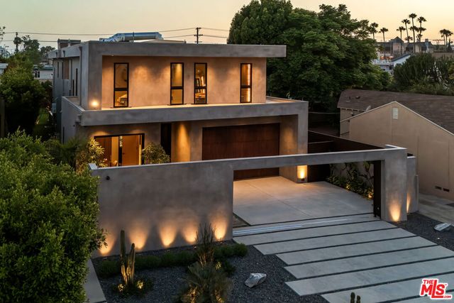 3951 Marcasel Avenue, Los Angeles, CA 90066