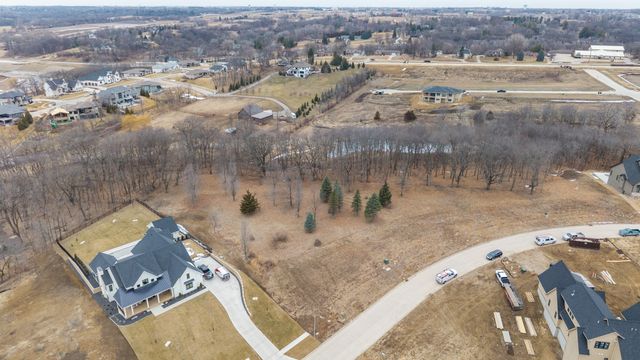 9647 Treehaven Drive, West Des Moines, IA 50266