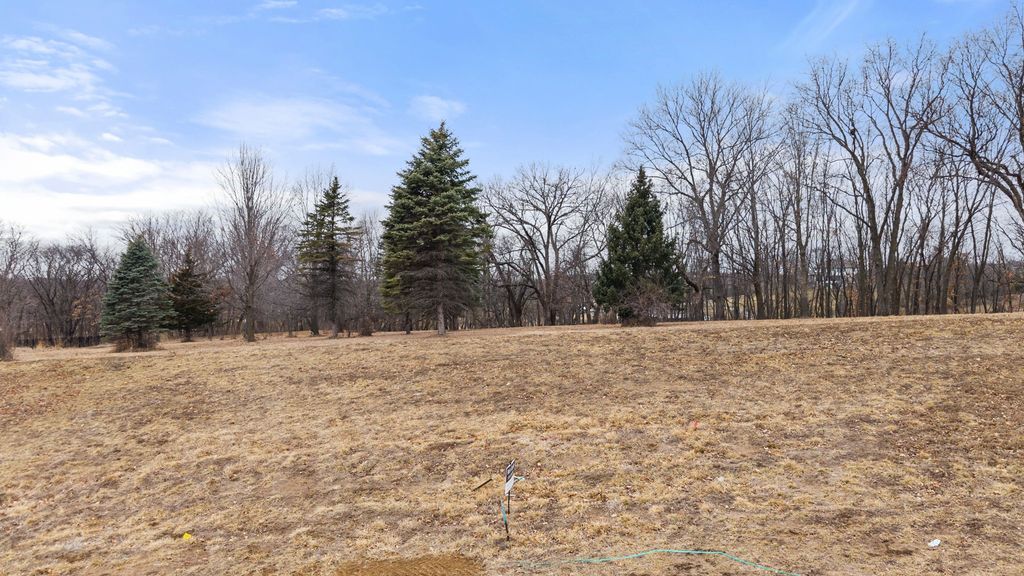 9647 Treehaven Drive, West Des Moines, IA 50266