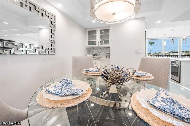 2900 Gulf Shore BLVD N 116, Naples, FL 34103