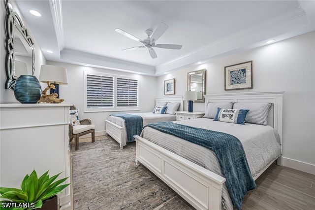 2900 Gulf Shore BLVD N 116, Naples, FL 34103