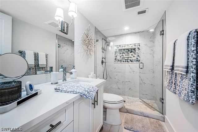 2900 Gulf Shore BLVD N 116, Naples, FL 34103