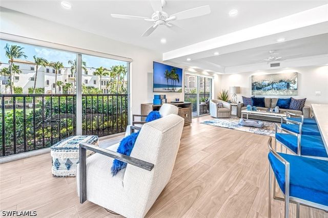 2900 Gulf Shore BLVD N 116, Naples, FL 34103