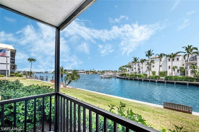 2900 Gulf Shore BLVD N 116, Naples, FL 34103