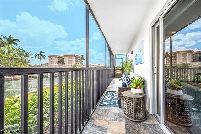 2900 Gulf Shore BLVD N 116, Naples, FL 34103