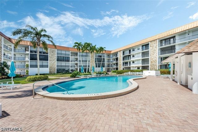 2900 Gulf Shore BLVD N 116, Naples, FL 34103