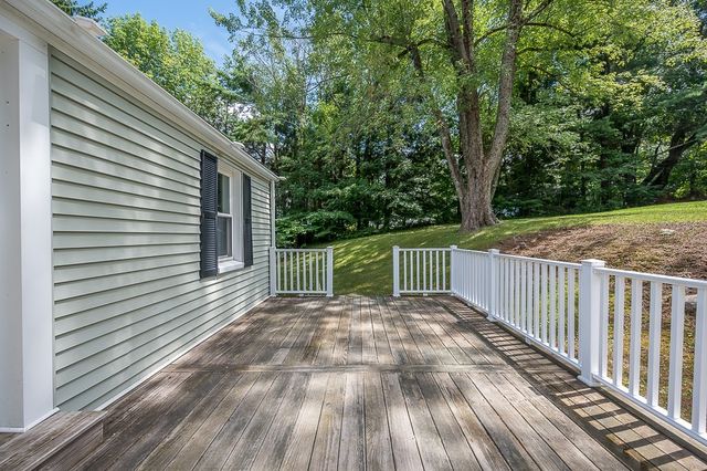 551 Pleasant Street, Paxton, MA 01612