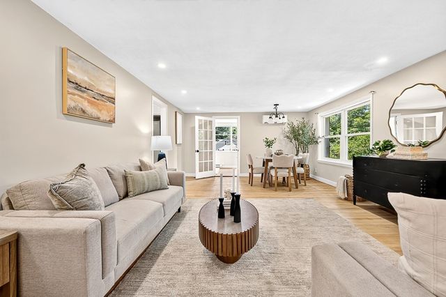 551 Pleasant Street, Paxton, MA 01612
