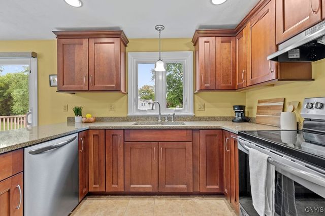 210 Ludden Parkway, Geddes, NY 13219