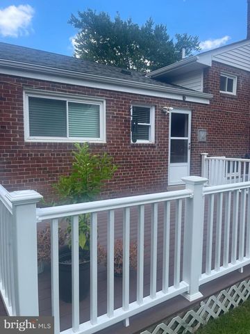 12207 HUNTERS LN, Rockville, MD 20852